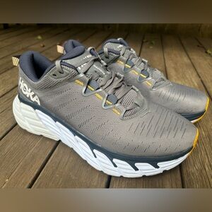 Men’s Unworn Hoka Giviota 3 Size 9.5